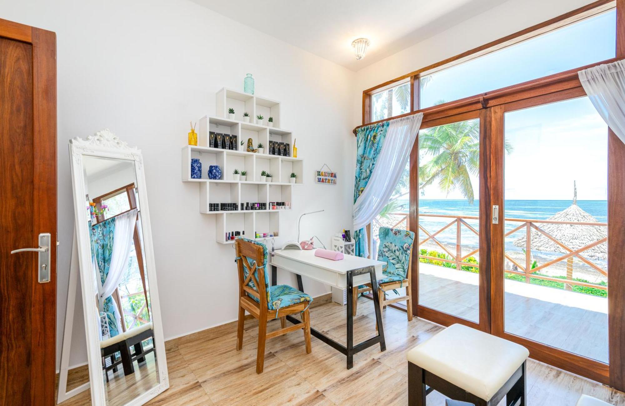Zanzibella Hotel & Spa 키웬그와 외부 사진 Spa at the Hotel